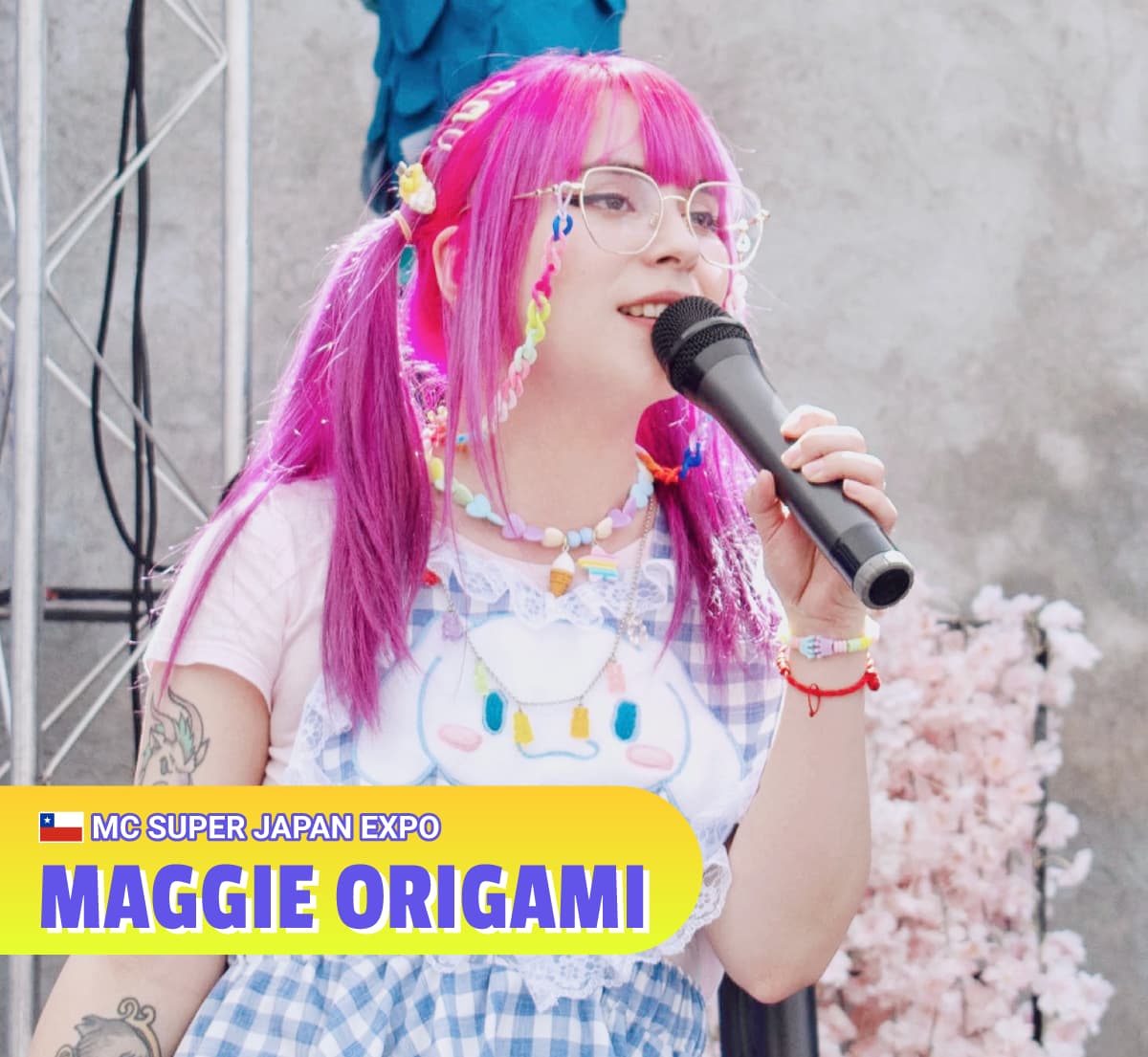 Maggie Origami - MC Super Japan Expo